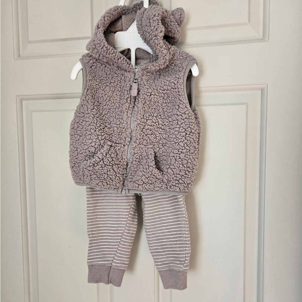 2/$15 Carter's Soft Taupe Sherpa Vest Set Size 6 M